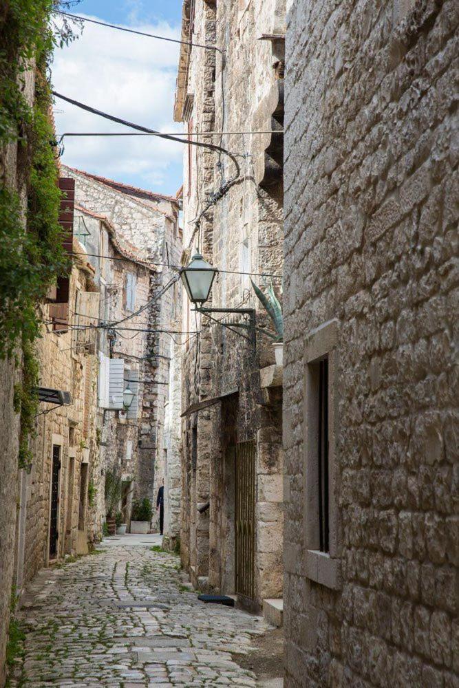 Guesthouse Ana Trogir Old Town Bagian luar foto